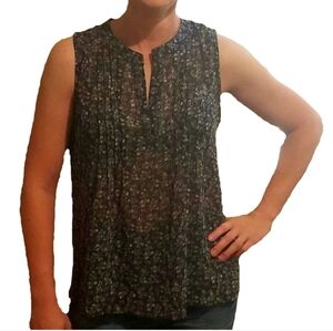 Vince‎ Camuto floral split neck sleeveless tank top size XS